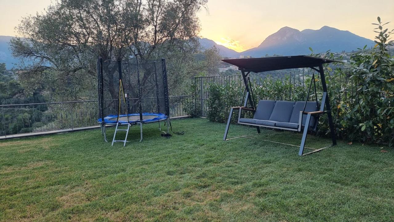 Jolie Maison Au Calme Menton Eksteriør billede