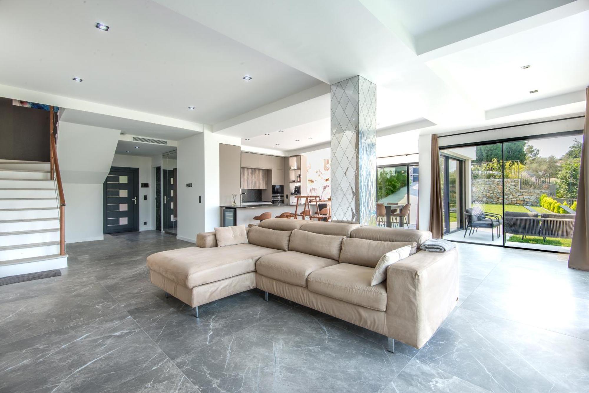 Jolie Maison Au Calme Menton Eksteriør billede