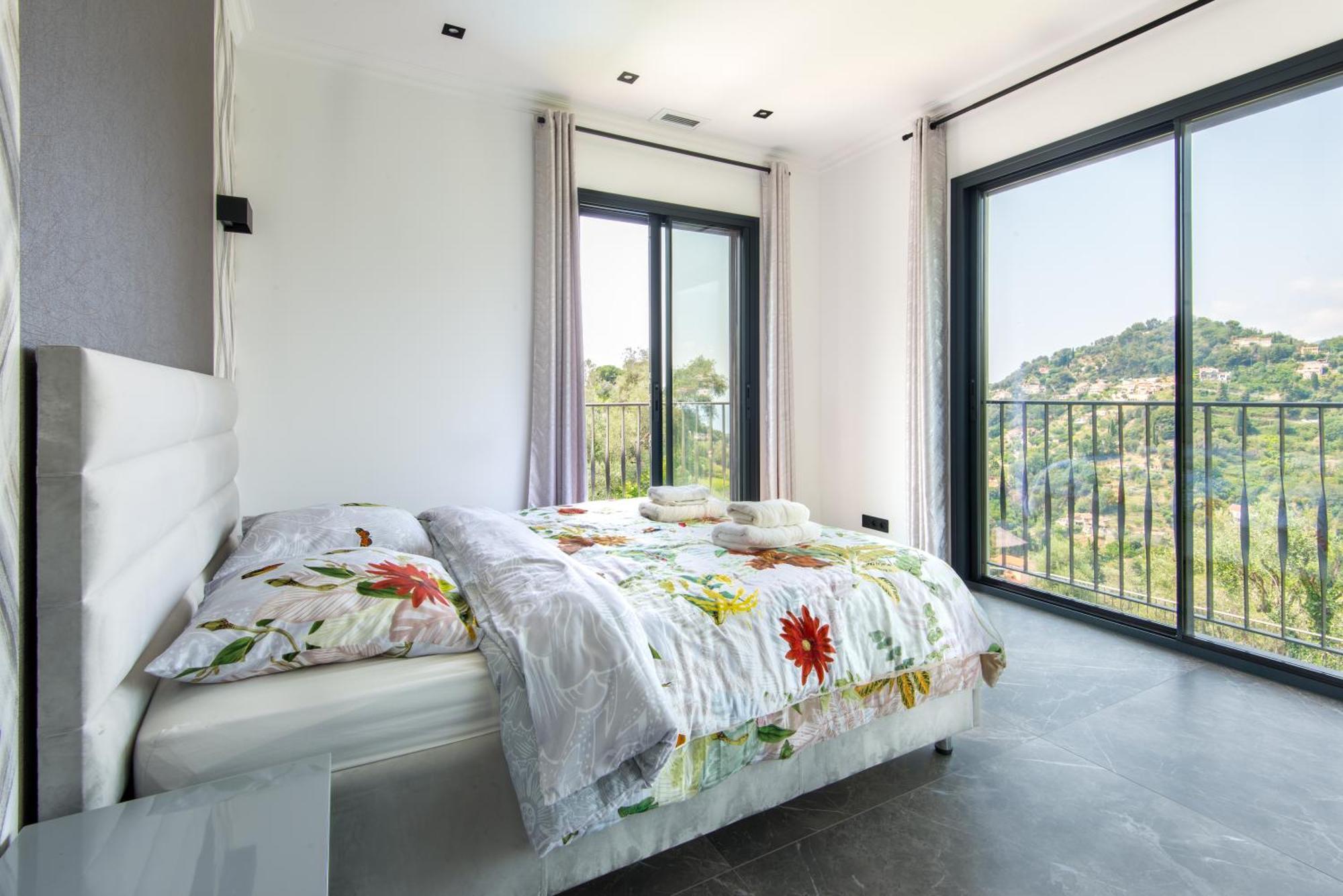 Jolie Maison Au Calme Menton Eksteriør billede